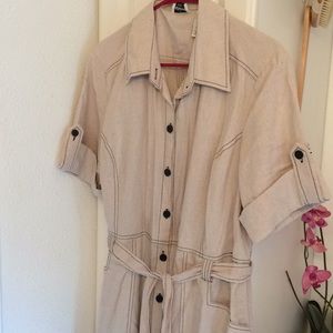 Linen dress with black detail